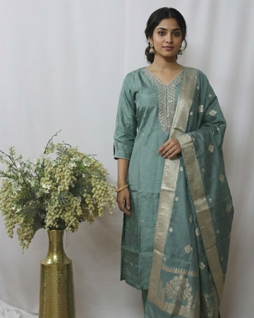 LIGHT GREEN MUSLIN SILK 3PC- KURTI SET