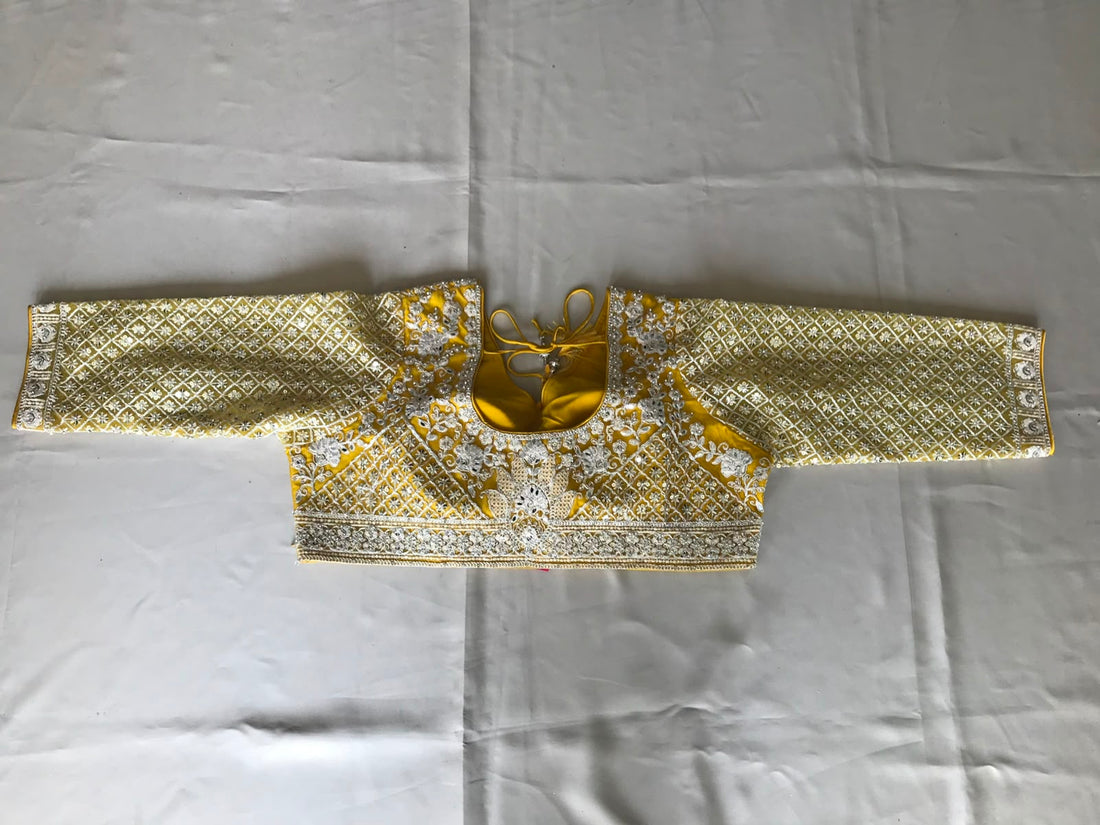 LEMON YELLOW EMBROIDERY CROP TOP