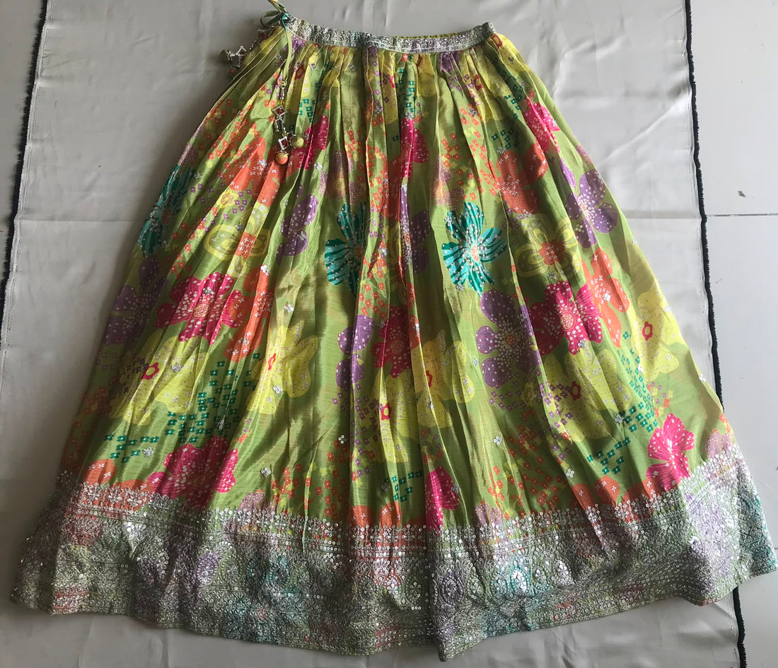 GREEN FLORAL CROP TOP
