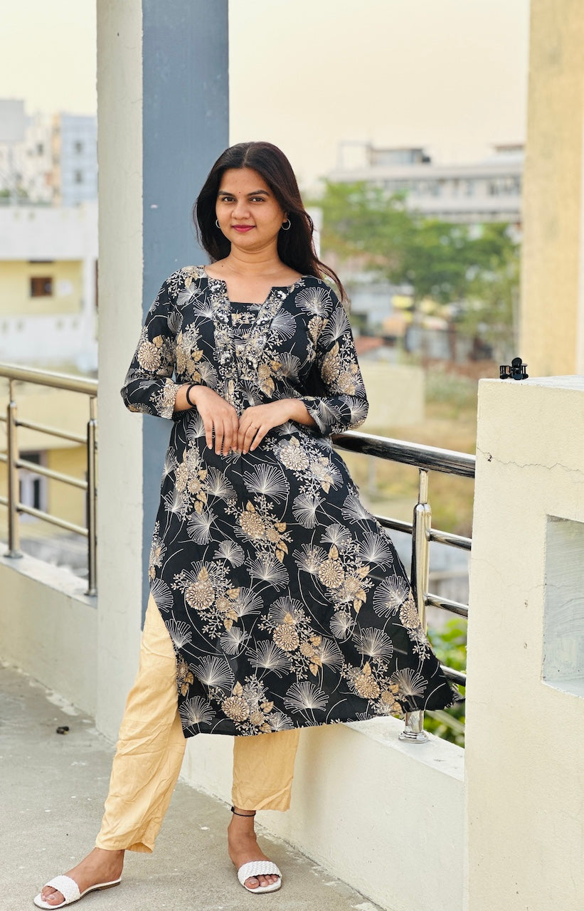 black and gold floral crape v neck 