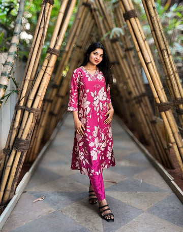 Pink Floral Dress in Maslin Fabric – Stylish V-Neck Two-Piece Kurti Set